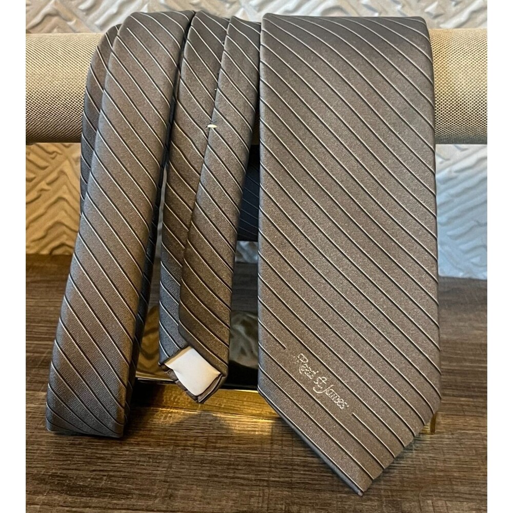 Reed St. James Mens Gray‎ Diagonal Striped Formal Business Necktie 57 Inch
